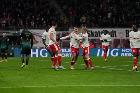 الدوري الألماني.. لايبزيج يعبر فيردر بريمن.. وسانت باولي يسقط أمام يونيون برلين